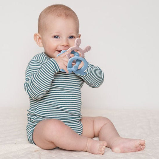 Comment puis-je savoir si mon bébé a besoin d'un anneau de dentition ? - Jeux jouets à moi