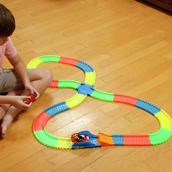 Circuit voiture enfant - lumineux - Jeux jouets à moi