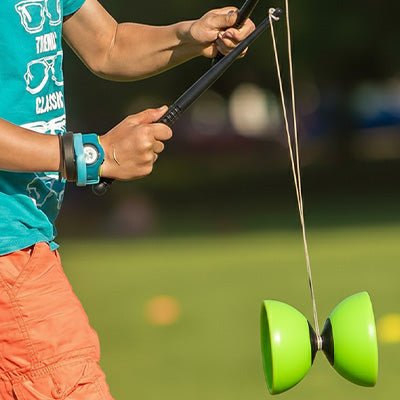 Diabolo - jouet stimulant et ludique bien au - delà des impressions - Jeux jouets à moi