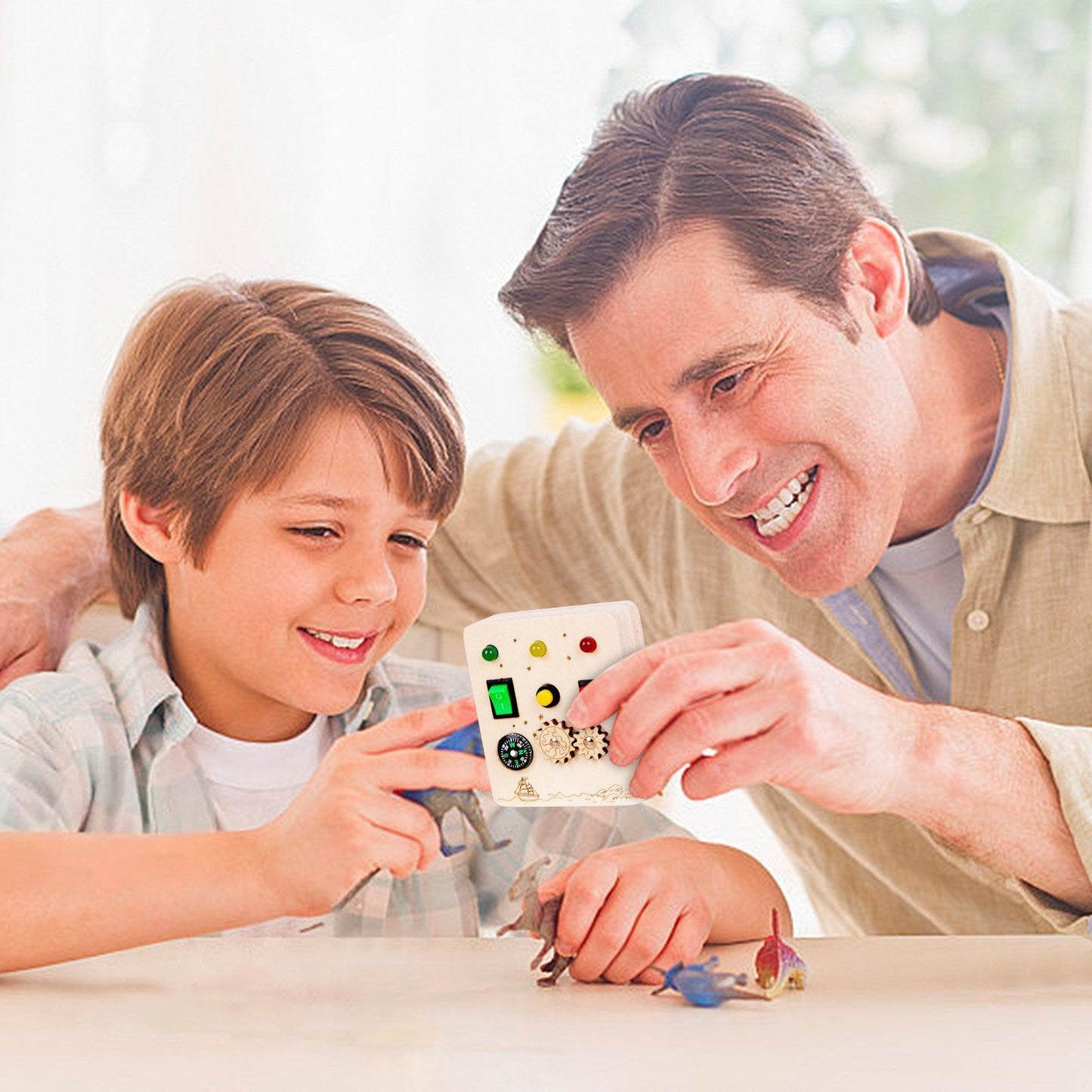 Jeux Montessori - BusyBoardCircuit™ - Boussole - Jeux jouets à moi