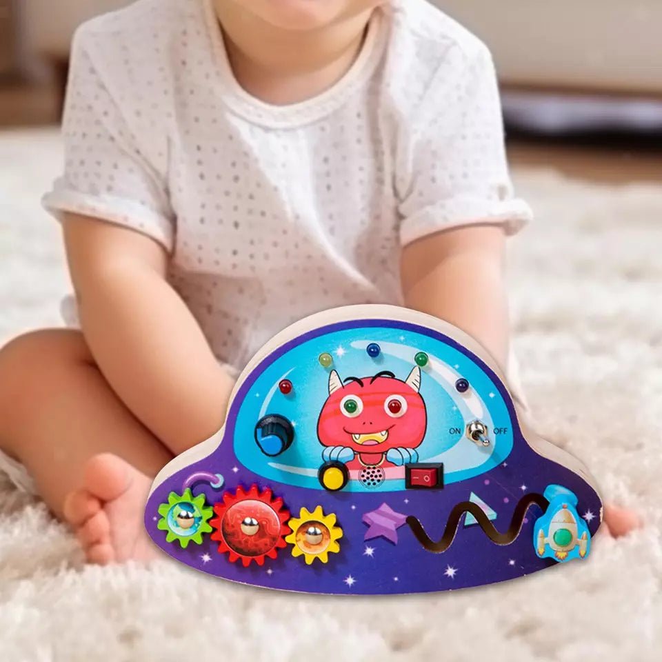 Jeux Montessori - BusyBoardCircuit™ - OVNI - Jeux jouets à moi