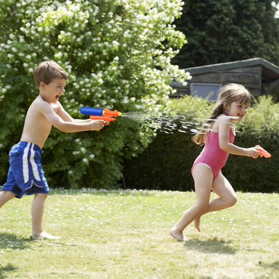 Pistolet à eau puissant - Jeux jouets à moi