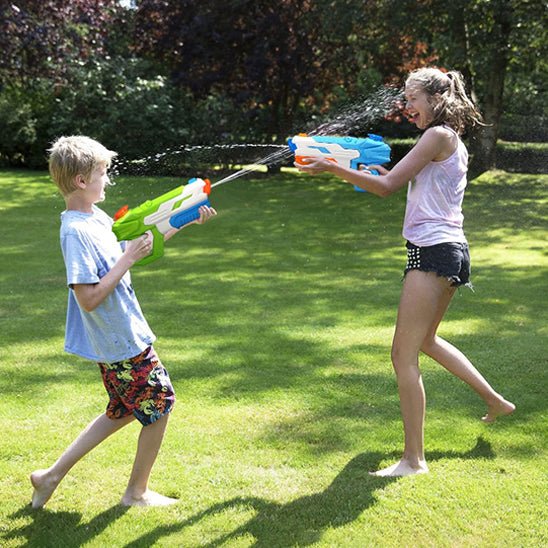 pistolet à eau puissant - coloris - Jeux jouets à moi
